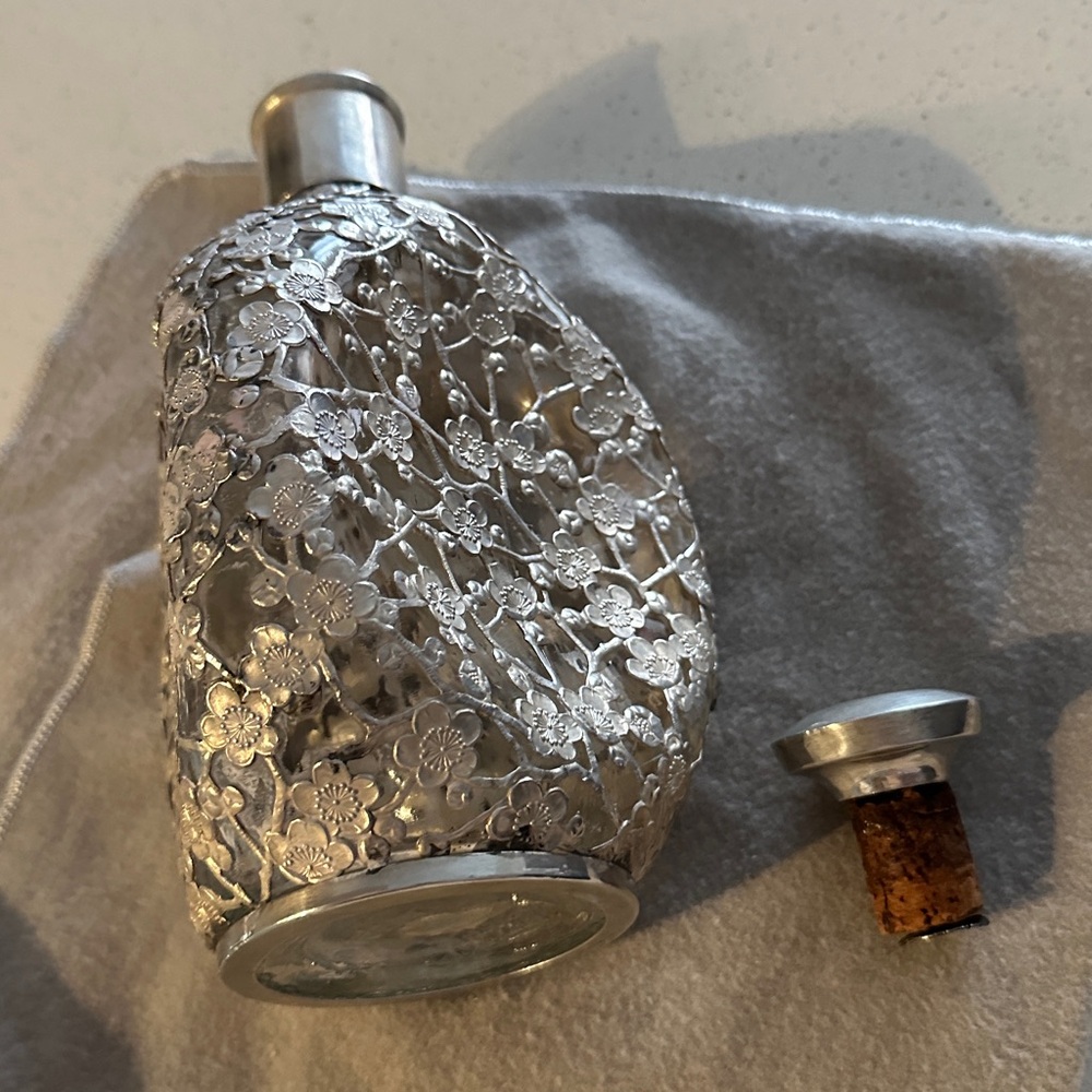 Silver Floral Embossed Decanter - Picture 3 of 15